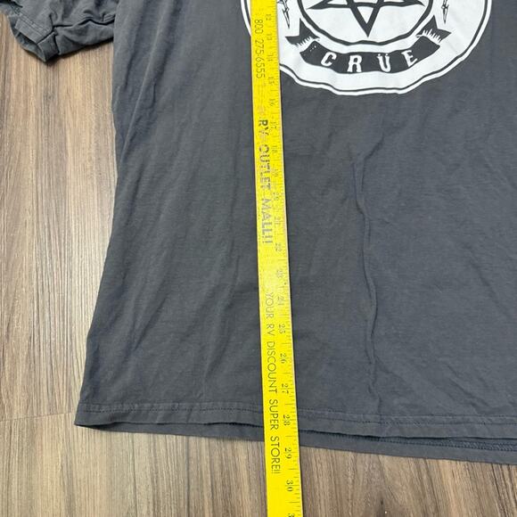 Motley Crüe tour tee shirt men sz XL gray short sleeve - Picture 7 of 7